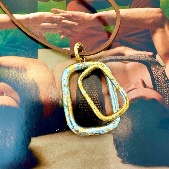 BUY OR BUNDLE FOR FREE WITH $100. Purchase Vintage Gold/Silver Leather Necklace - Picture 2 of 3